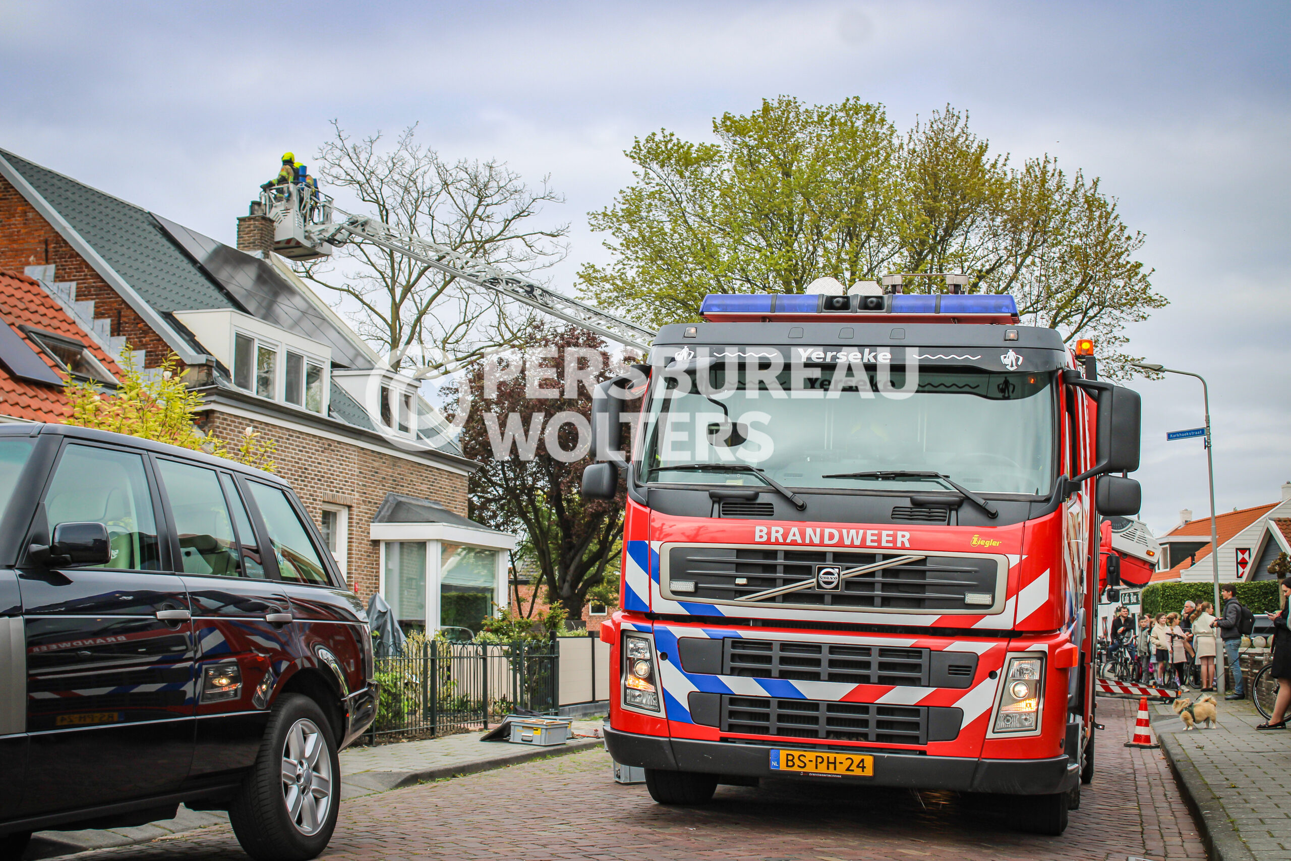 Veel rook bij schoorsteenbrand in Yerseke