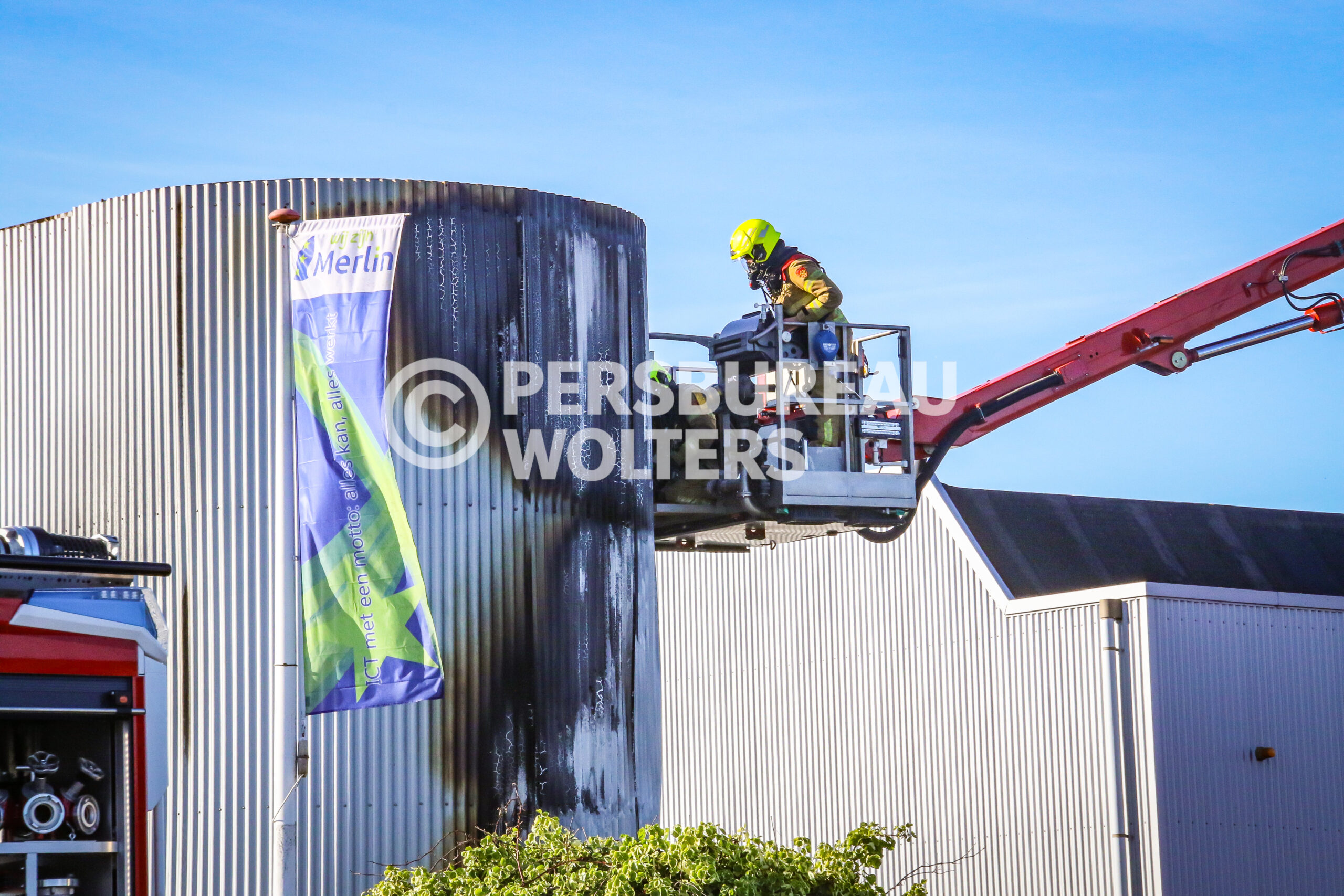 Grote brand bij IT-bedrijf aan de Celsiusstraat in Harderwijk