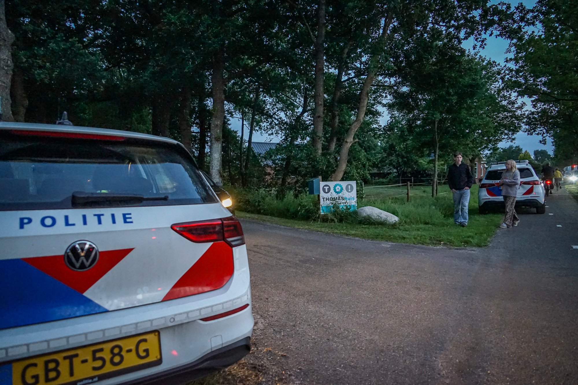 Brand in appartement met rieten kap in Niebert onder controle
