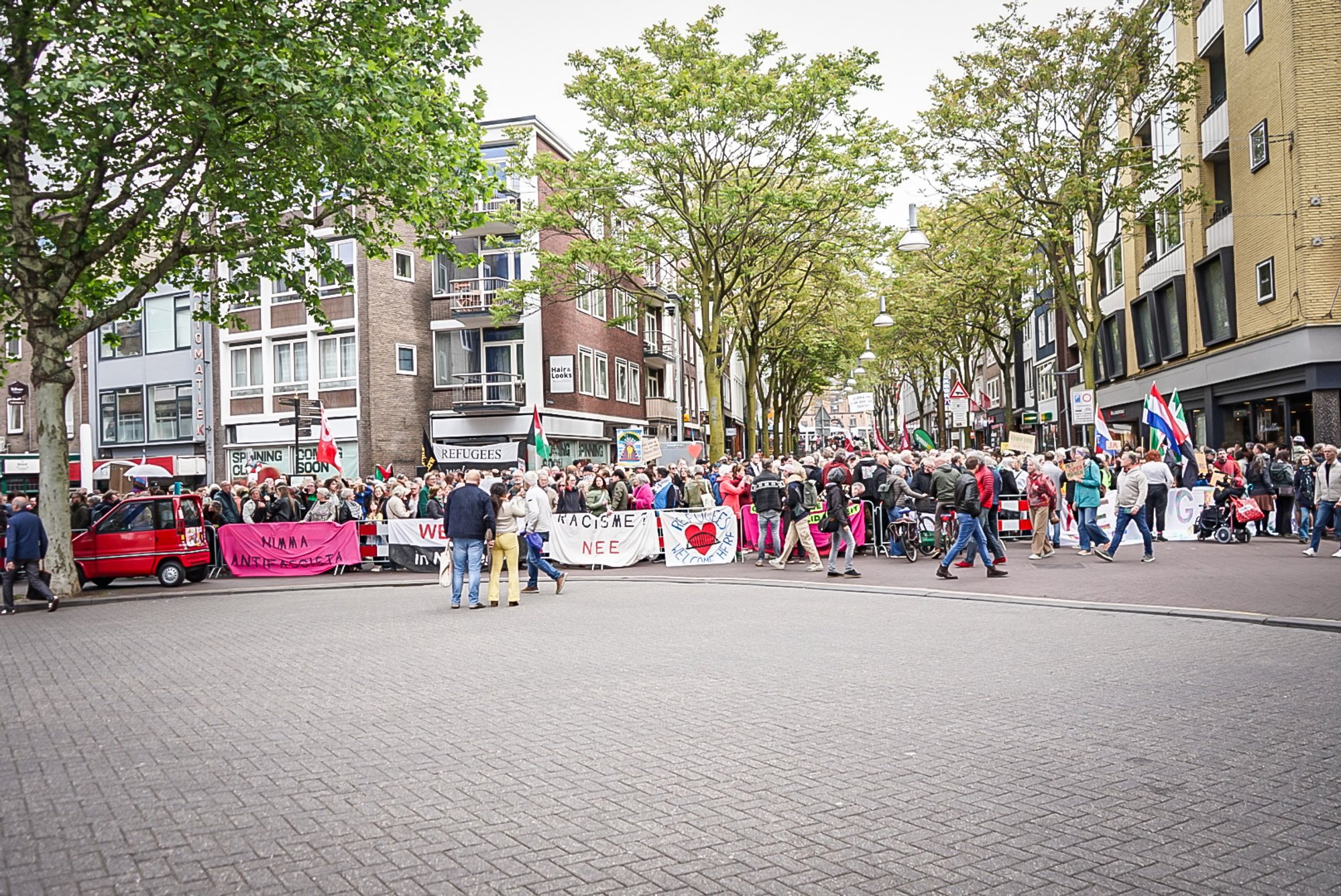 Demonstranten verzamelen zich op Plein 44 in Nijmegen