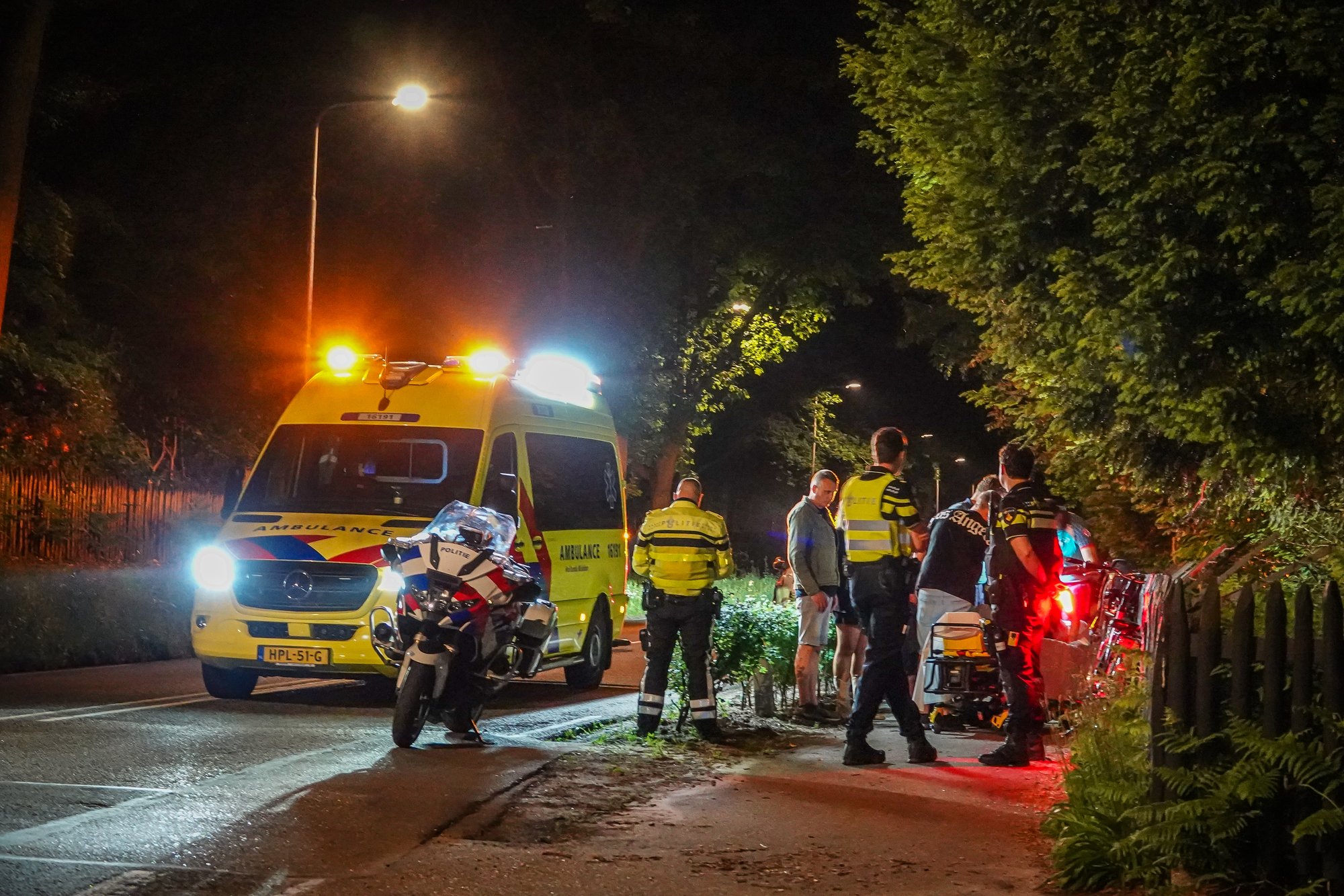 Fietser ernstig gewond na val op Stationsweg in Lisse