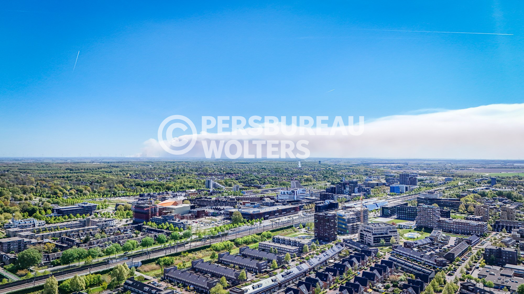 Zeer grote natuurbrand breidt zich uit richting ’t Harde en Nunspeet