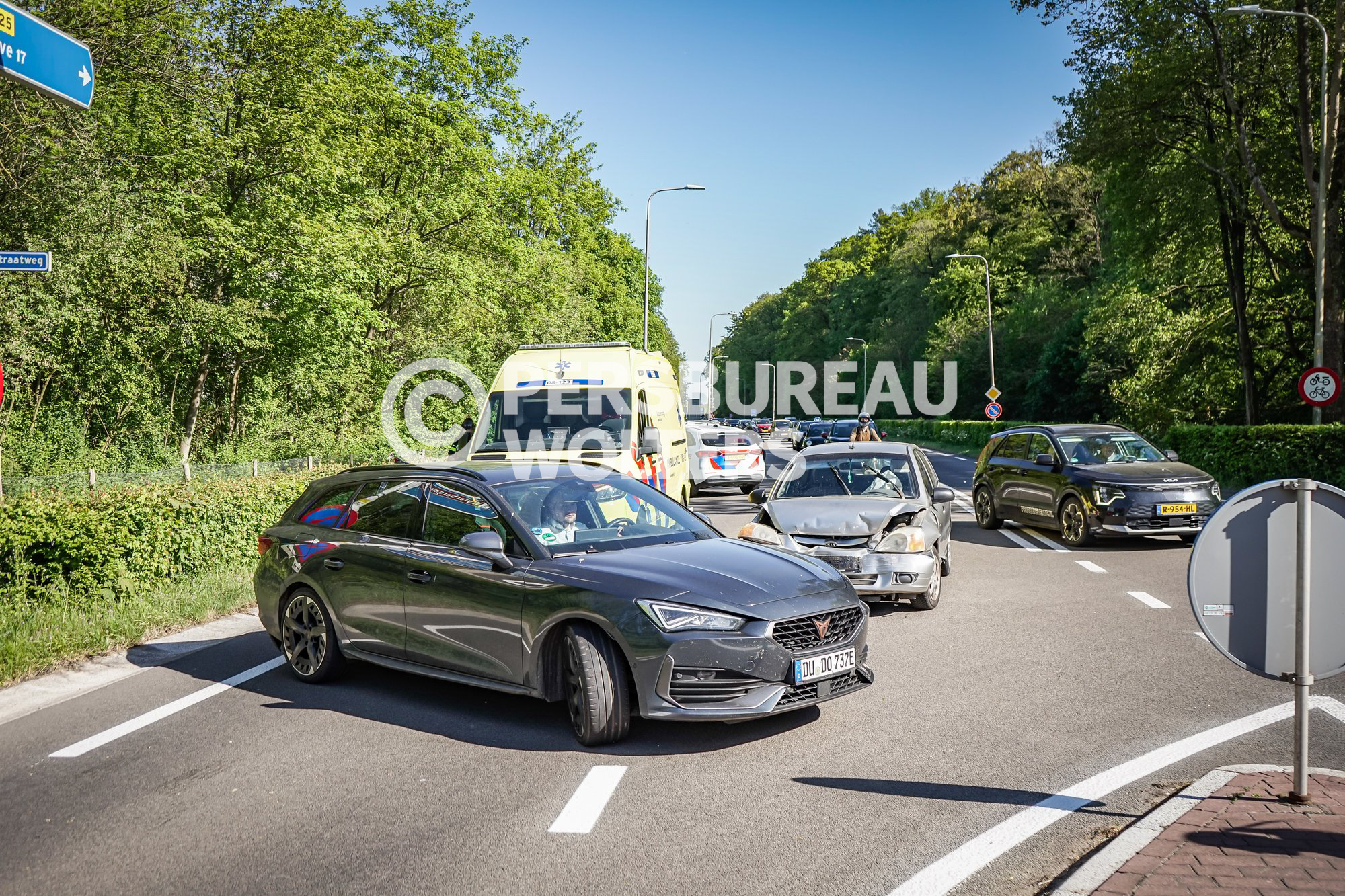 Kopstaart aanrijding N325 in Ubbergen