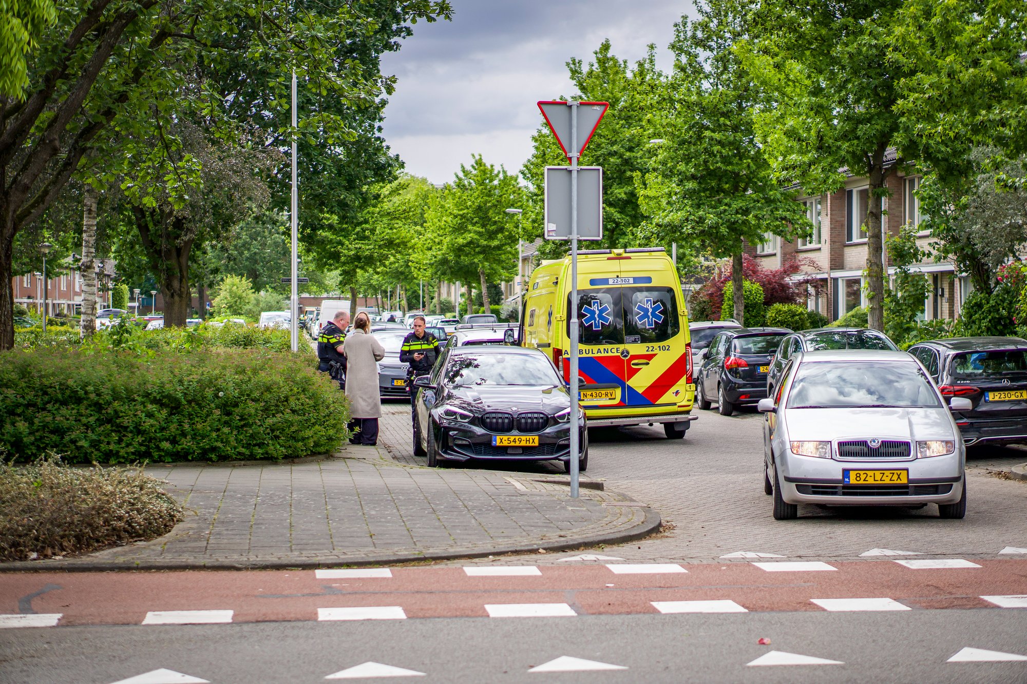 Jong meisje op fatbike gewond na botsing met auto in Eindhoven